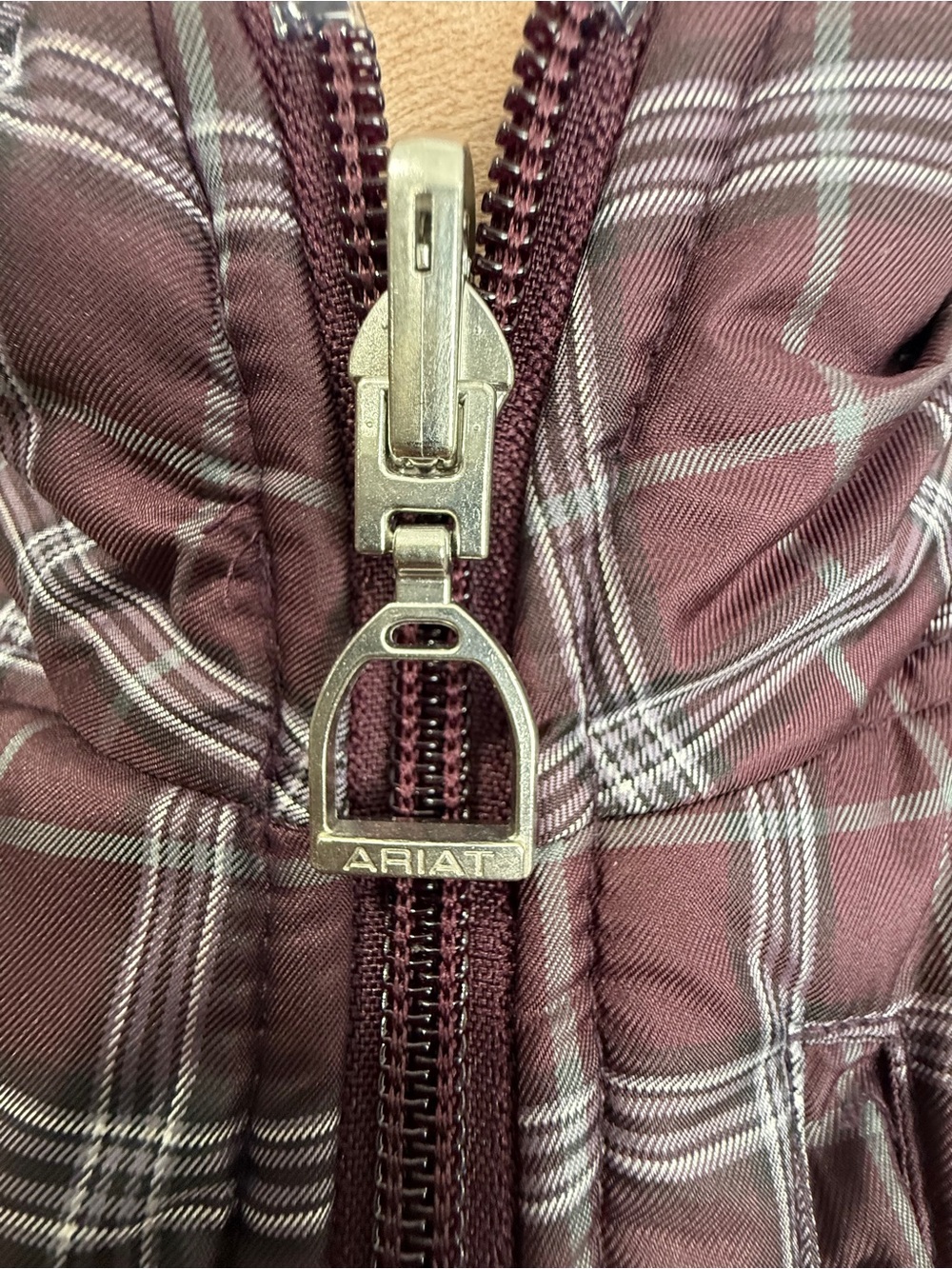 Ariat Plaid Quilted Puffer Vest - Burgundy with Gray - Picture 4 of 16